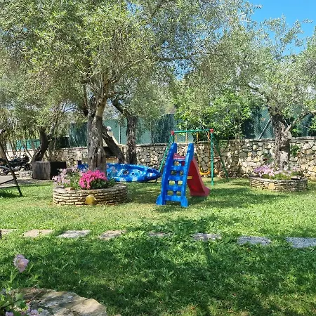 Villa Corfu 1 *